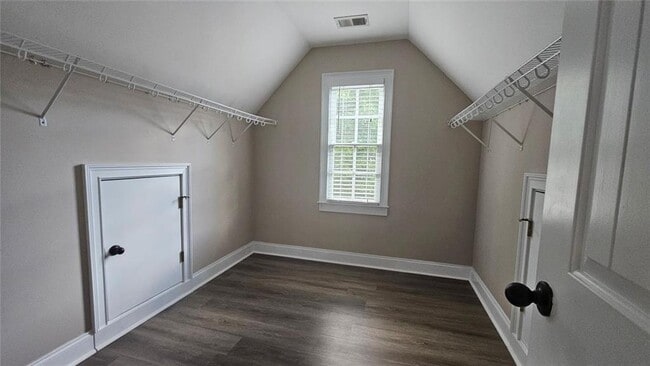 Building Photo - 1450 Ashbury Park Dr NE