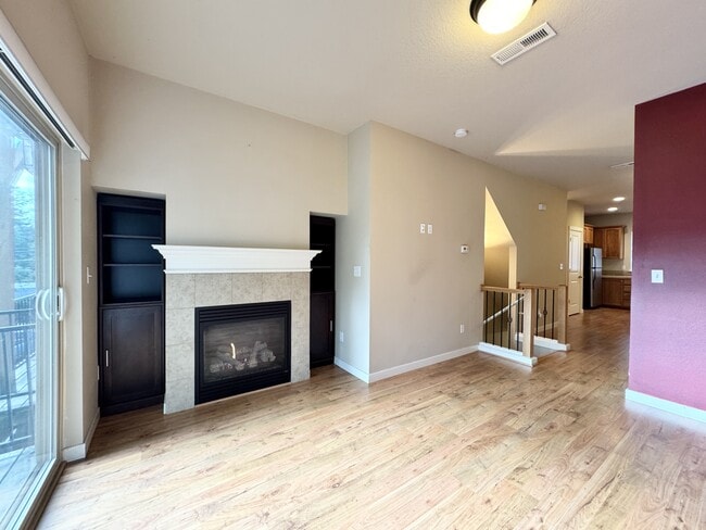 Building Photo - 10438 SW Akilean Terrace