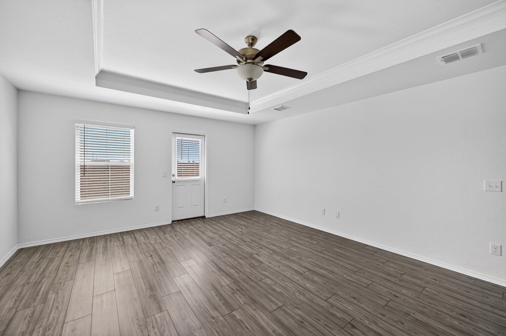 Building Photo - 4417 Benham Dr