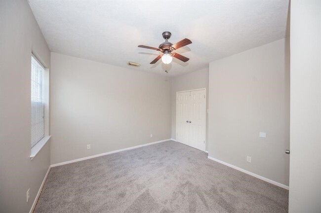 Building Photo - 11527 Earley Forest Ln