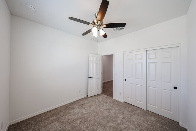 Building Photo - Modern Mountainside Living: Stunning New 4-Bedroom Home in Estrella Crossing! 3 CAR GARAGE!
