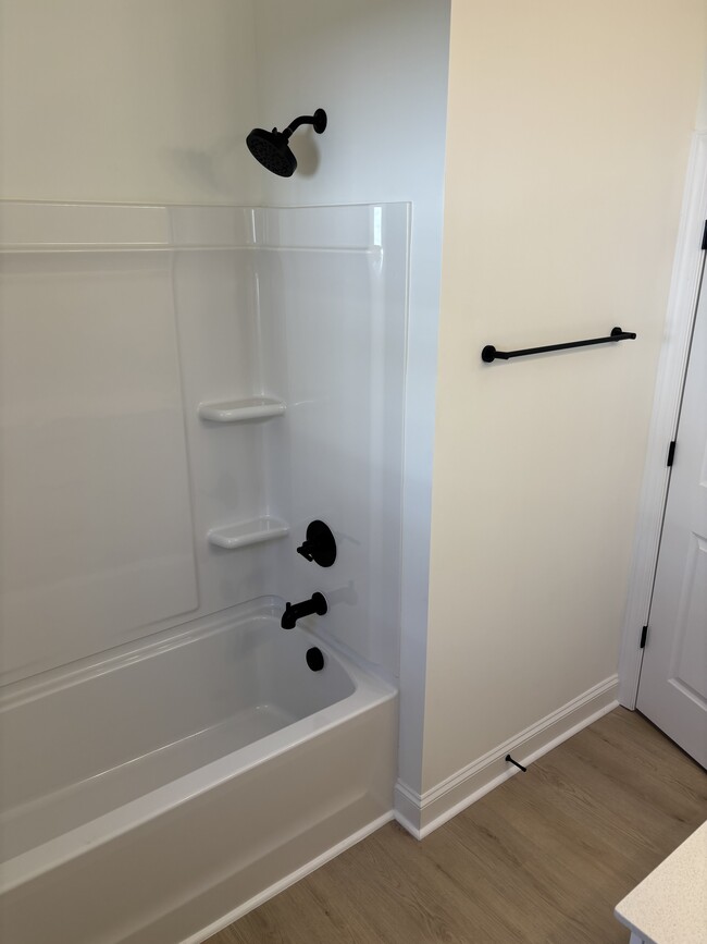 Building Photo - 1077 Gibson St