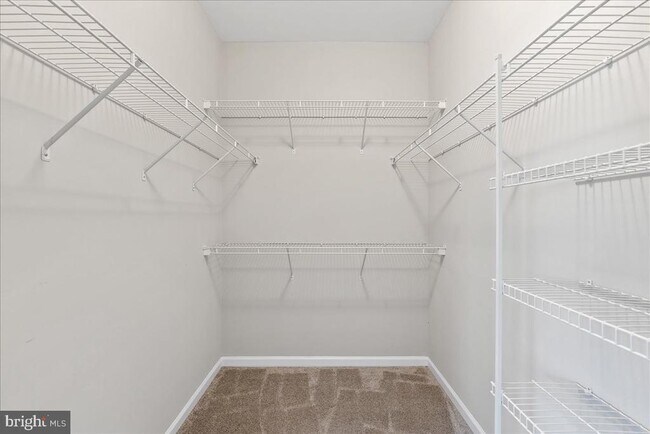 Building Photo - 8436 Kirby Lionsdale Dr