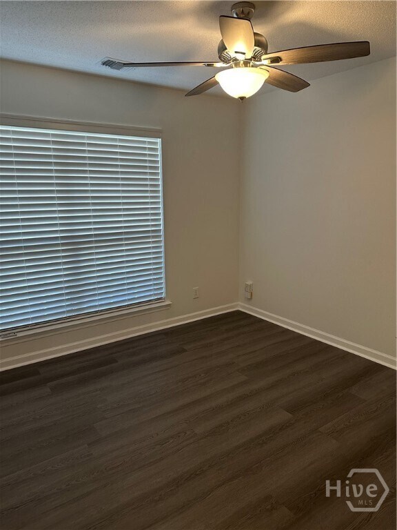 Building Photo - 312 Katama Way