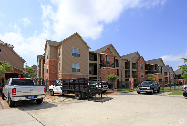 Settlers Ranch - Houston, TX | Apartment Finder