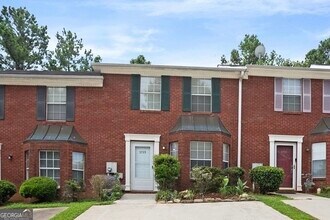 Building Photo - 5739 Windfall Ln