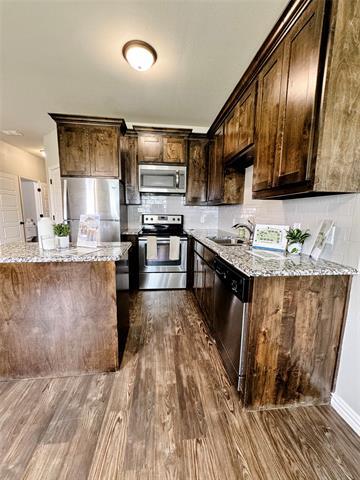 Building Photo - 8715 Ellis Dr