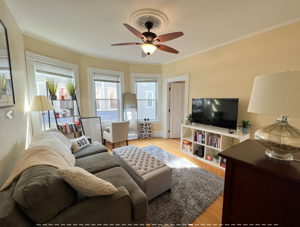 Building Photo - 176 Elm St