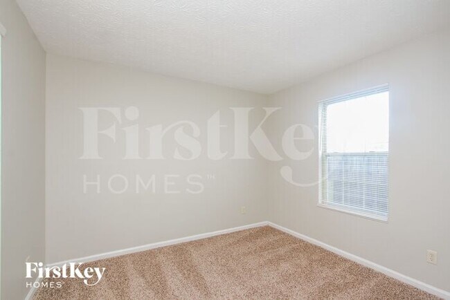 Building Photo - 8407 Fort Sumter Dr