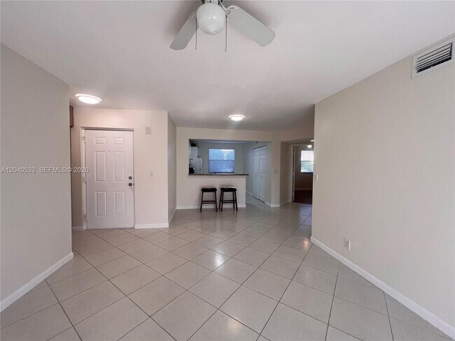 Building Photo - 5661 Riverside Dr