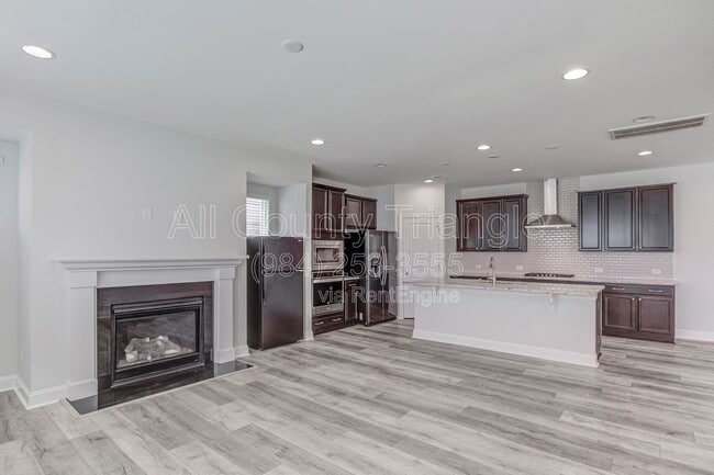 Building Photo - 1101 Premier Key Dr