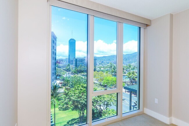 Building Photo - Allure Waikiki - 2 bedroom, 2 bath with 1 ...