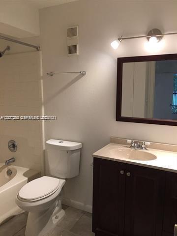 Building Photo - 10581 SW 155th Ct