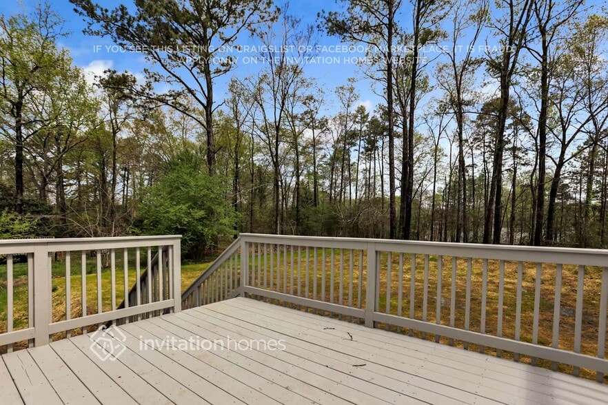 Building Photo - 835 Brompton Ct NW