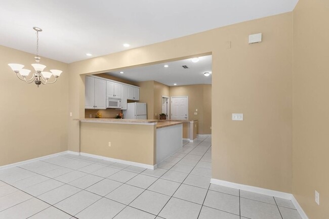 Building Photo - 1325 Stone Rd
