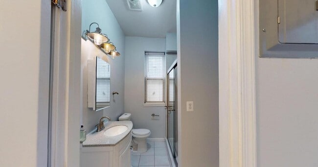 Building Photo - Extraordinary Columbia Heights Opportunity | Spacious 5BR + 2 Den Home with Off-Street Parking
