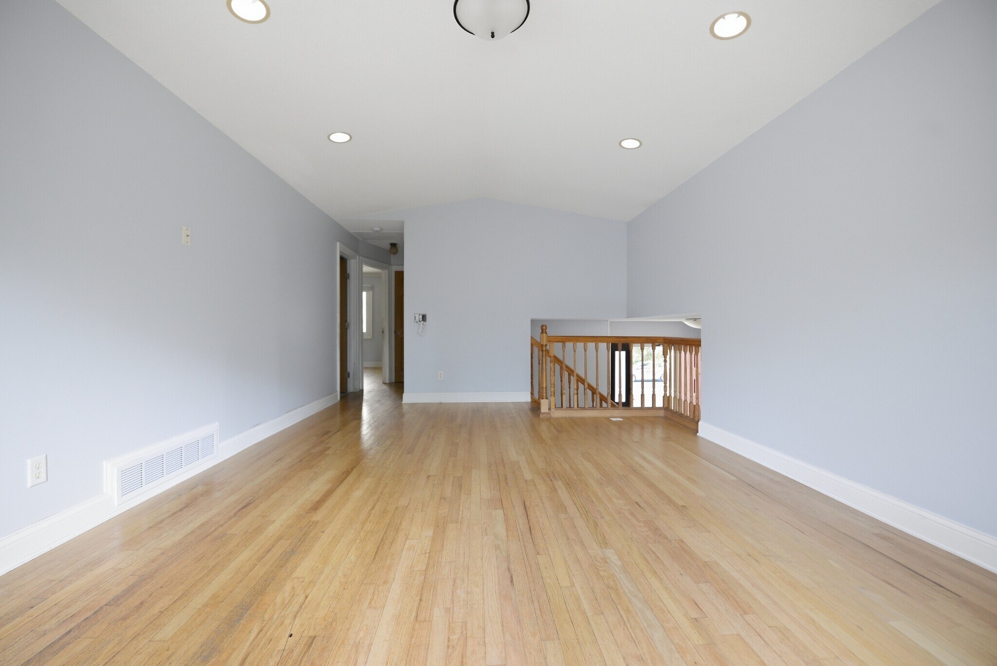 Building Photo - 7351 Berkshire Way