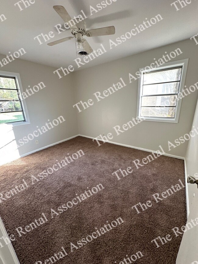 Building Photo - 316 Wallace Dean Rd