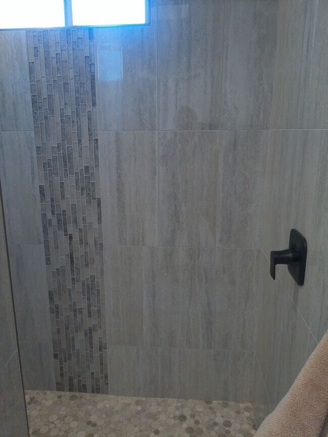 Building Photo - Beautiful Brand-New Home for Rent in Viewpoint Estates Winter Rental