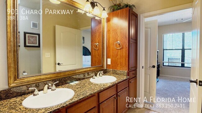 Building Photo - 901 Charo Pkwy