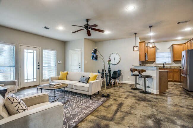 Building Photo - 3125 Waits Ave