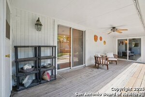Building Photo - 13823 Brays Forest