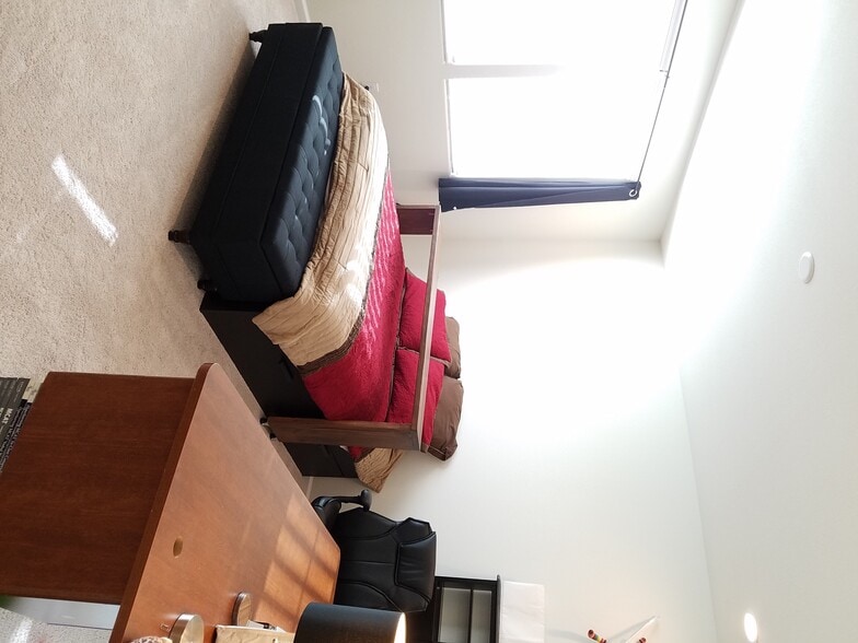 Building Photo - 706 Jetty Dr