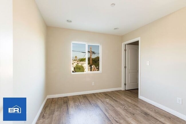 Building Photo - 3 Bed Home in Los Angeles CA for Rent 90033 Garage Available
