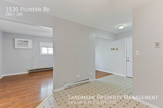 Building Photo - 1530 Pioneer Rd Unit 4, Crest Hill