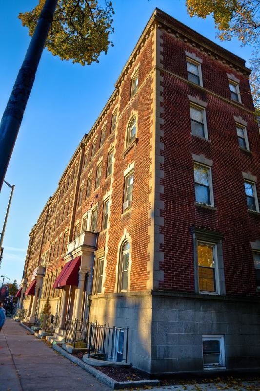 Building Photo - 1616 Massachusetts Ave