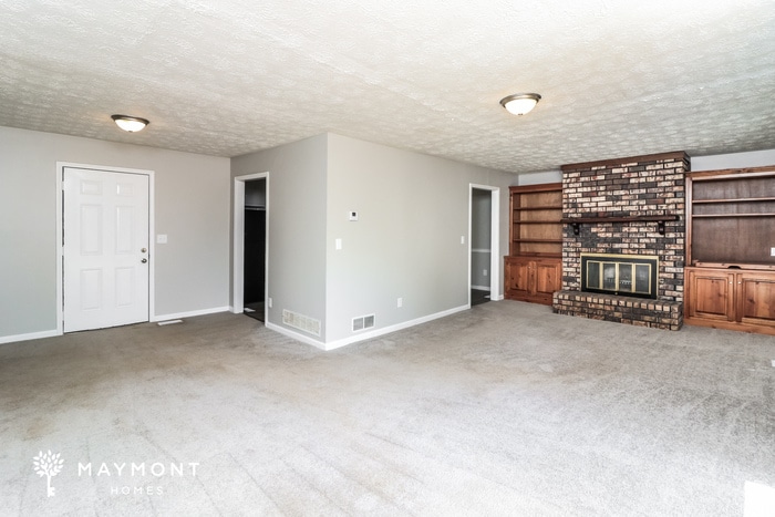 Building Photo - 5771 Macedin Dr