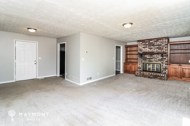 Building Photo - Bright & Inviting 3-Bedroom Home