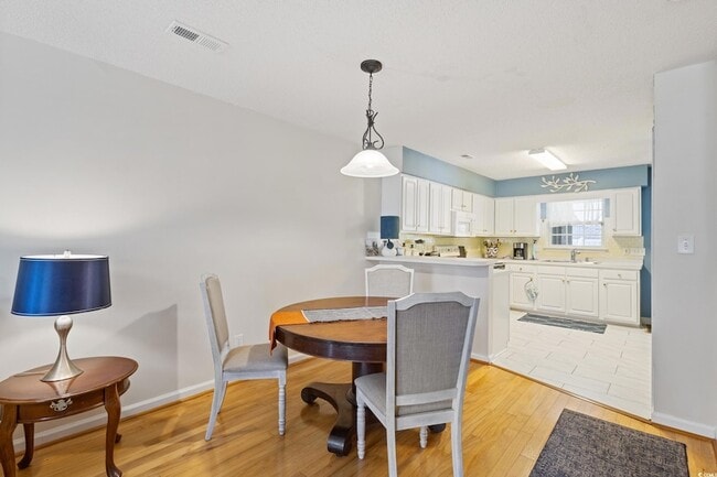 Building Photo - 3948 Tybre Downs Cir