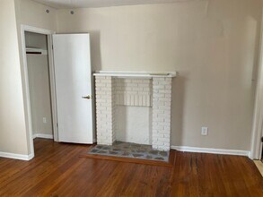 Building Photo - Tavares Studio Apartment | Second Month Free!