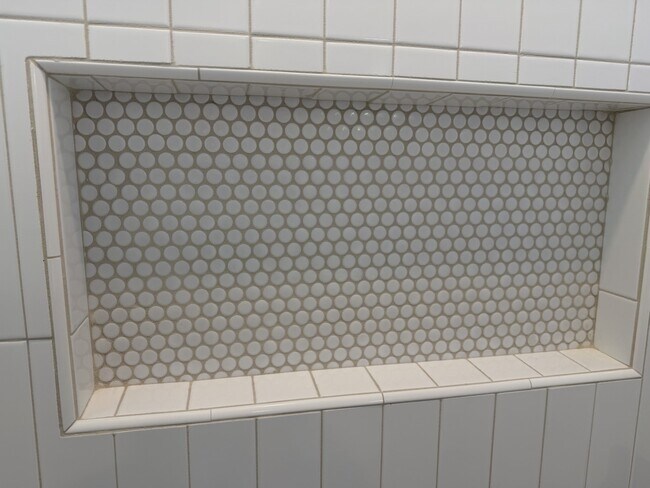 Building Photo - 4443 Clayton Ave