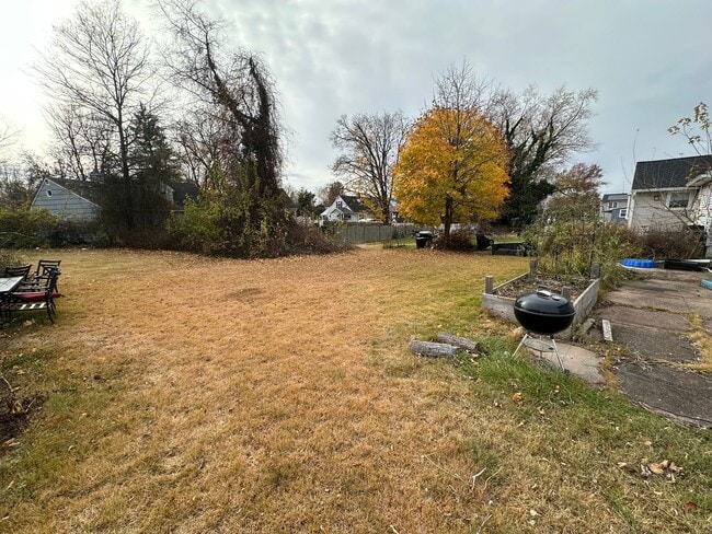 Building Photo - Cozy 2 bedroom 1 bathroom rental