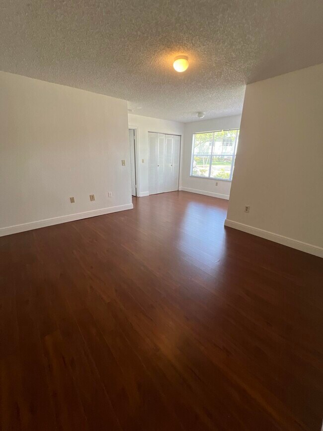 Building Photo - 1401 Village Blvd