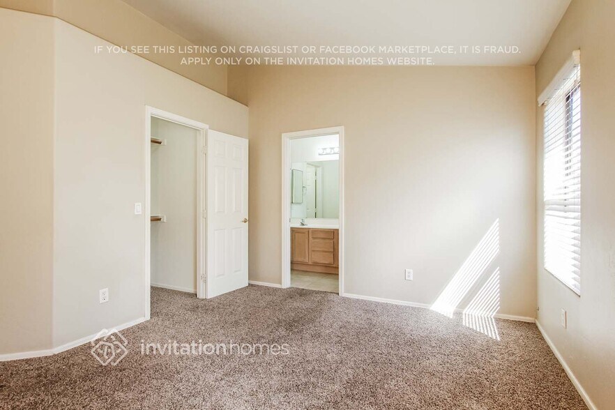 Building Photo - 6832 W Rancho Dr