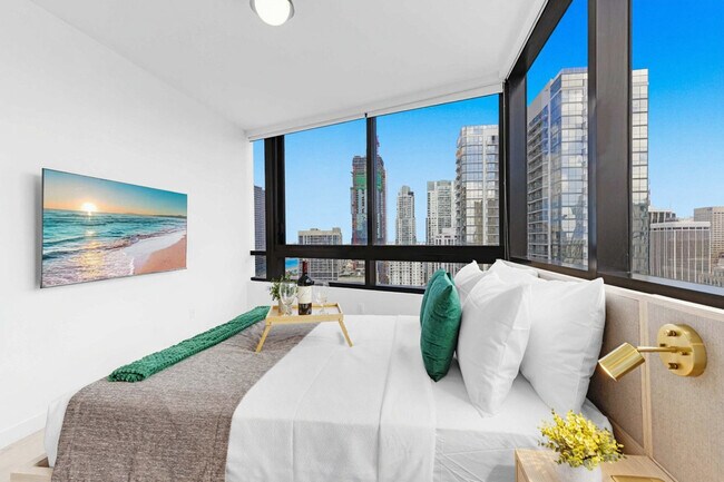 Building Photo - 225 N Miami Ave