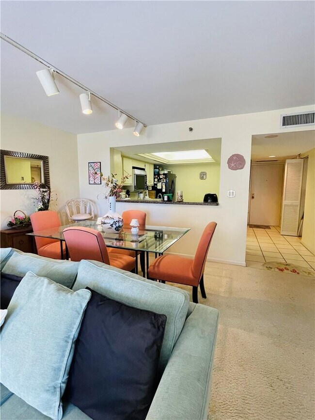 Building Photo - 2900 NE 14th Street Causeway