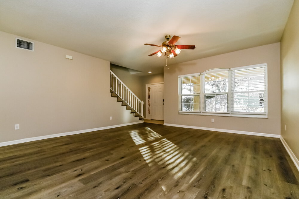 Building Photo - 6507 Summer Cove Dr