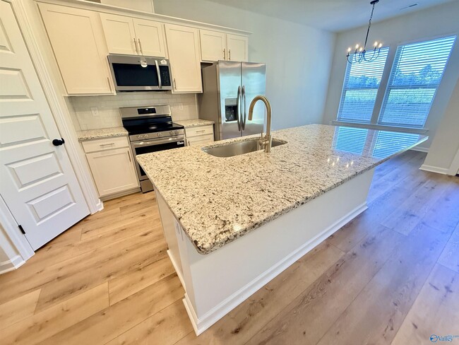 Building Photo - 16639 Aspen Ln