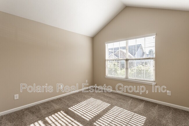 Building Photo - 7910 King Post Dr