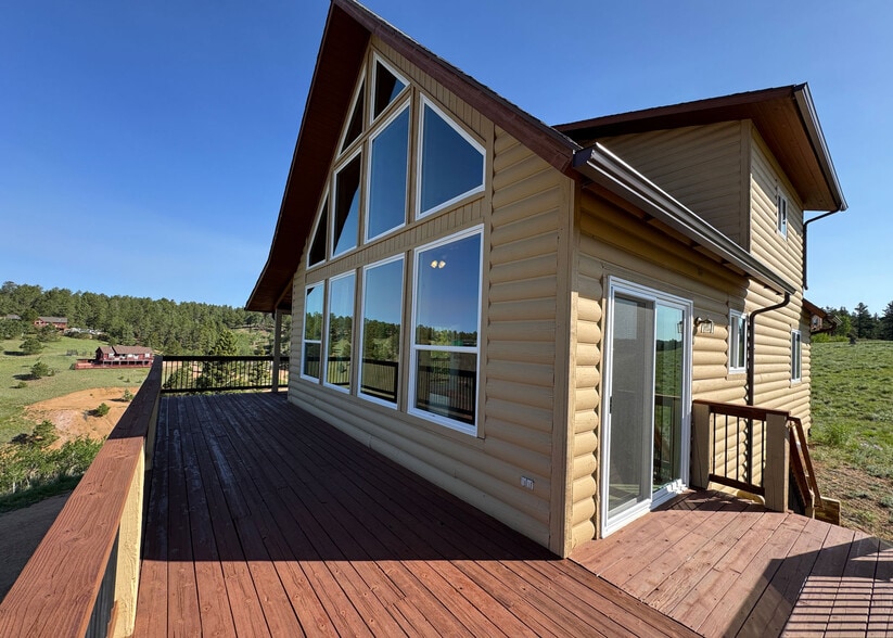 Building Photo - 61 Muskrat Lake Vw