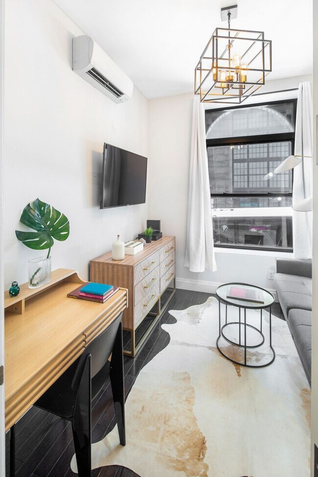 Building Photo - 30 NY-25