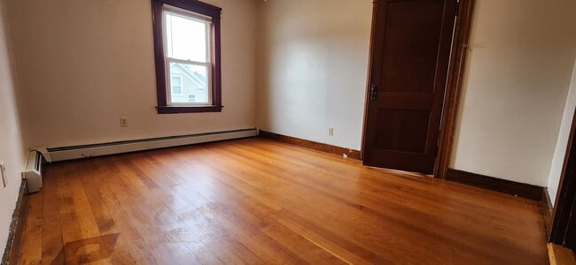 Building Photo - 18-20 Green Street