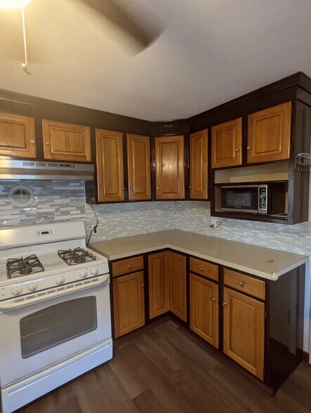 Appliances - 65 Hayes St