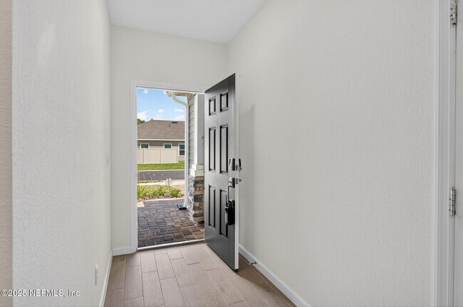 Building Photo - 7159 Pine River Ct