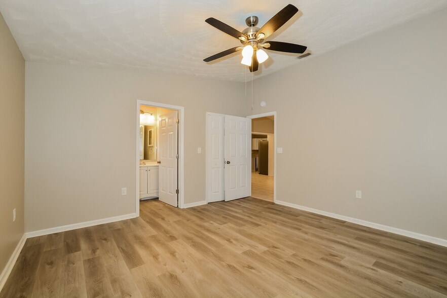 Building Photo - 432 Jeffers St