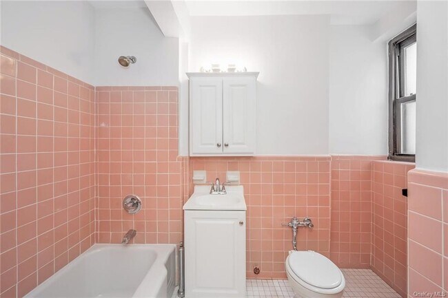 Building Photo - 70 Sherman Ave